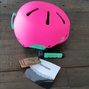 Retrospec youth ski/ snowboard helmet